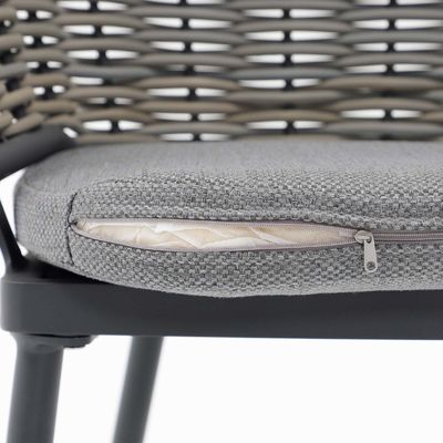 50lbs Table Weight AJUNION Luxury Restaurant Garden Furniture Mixed Wicker Chair Set