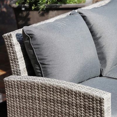 Leisure Outdoor AJUNION All Hand Woven Wicker Garden Furniture Set with Tempered Glass