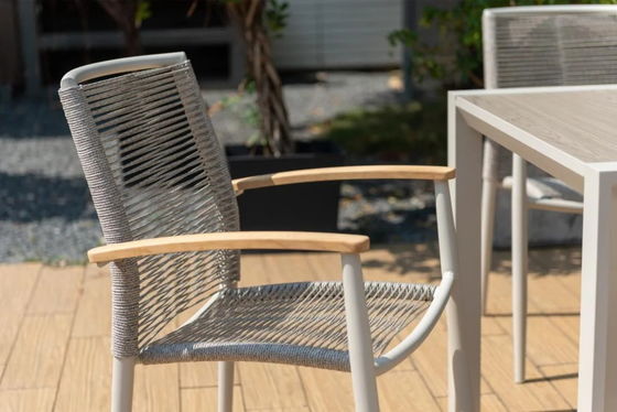 Enjoy Al Fresco Meals with AJUNION Luxury Aluminum Garden Set and Rope Weave Armchair