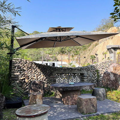 Mail Packing Custom Courtyard Garden Umbrella Aluminum Cantilever Parasol for Outdoor