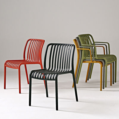 Indoor Outdoor Stackable Plastic Metal Wire Chairs for Hotel Garden Restaurant Dining