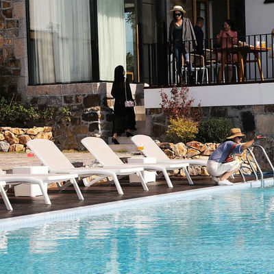 Outdoor Garden Plastic Teslin Stackable Chaise Sun Lounger Chair for Hotel Beach Patio